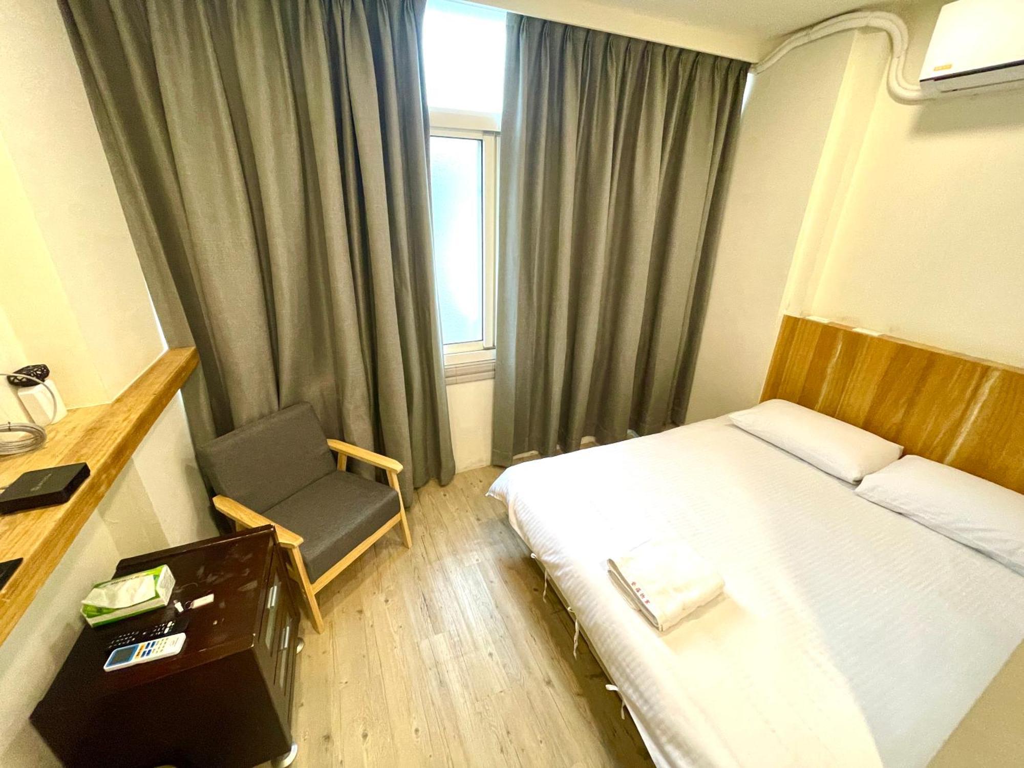 Fengchia Provence Jr Apartment Taichung Luaran gambar