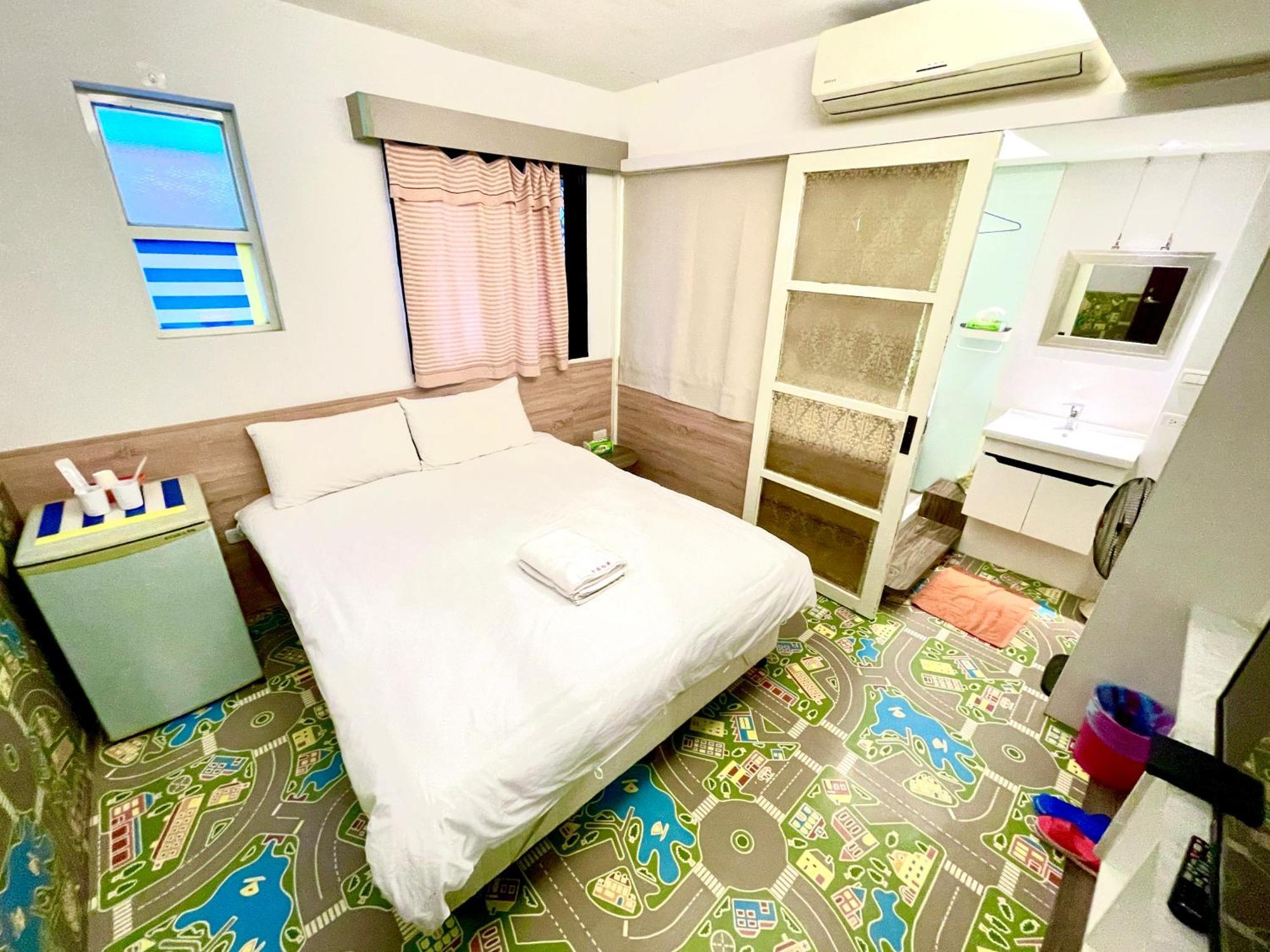 Fengchia Provence Jr Apartment Taichung Luaran gambar